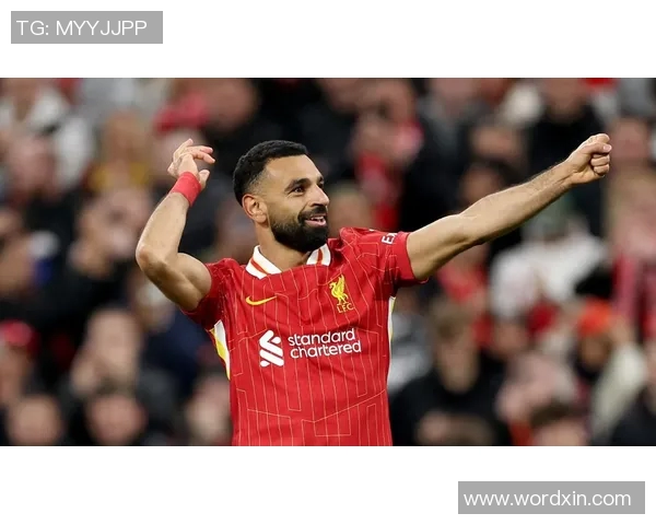 谢周三的传奇之路:从青涩少年到英超赛场的闪耀明星